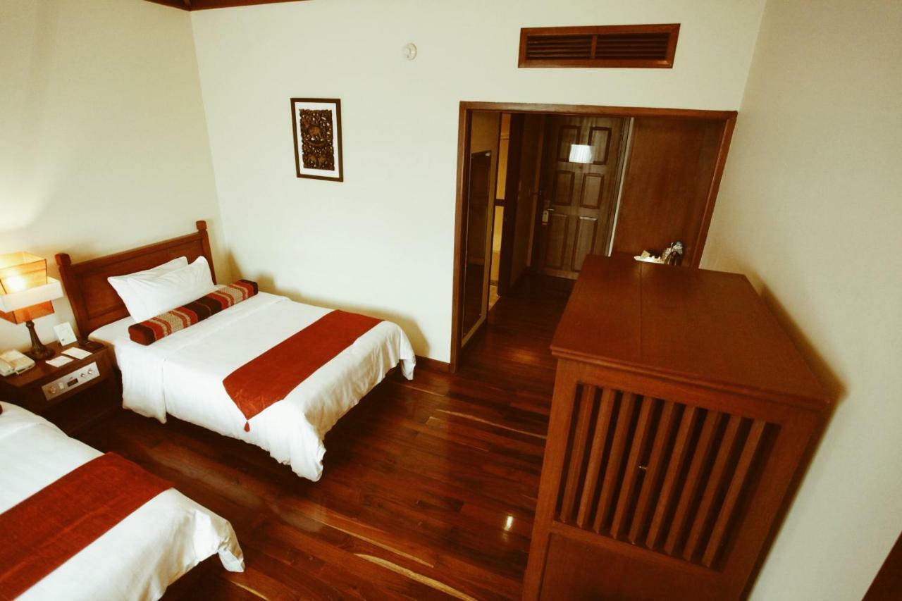Royal Angkor Resort & Spa Сием Реап Екстериор снимка